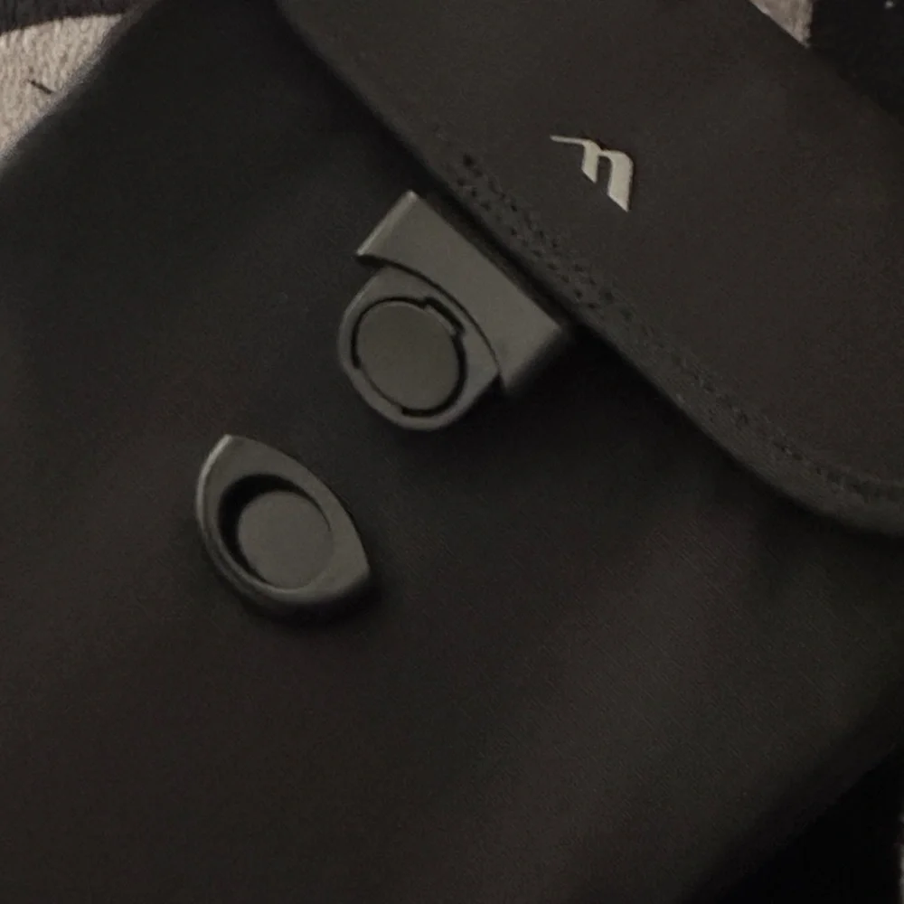 N/A sleek durable